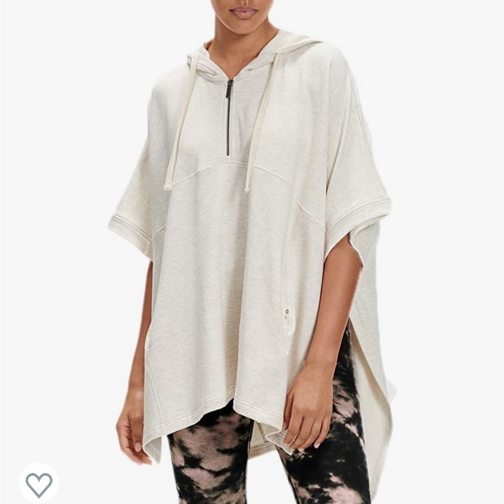 🎱UGG Anissa Lounge pocket poncho fleece!